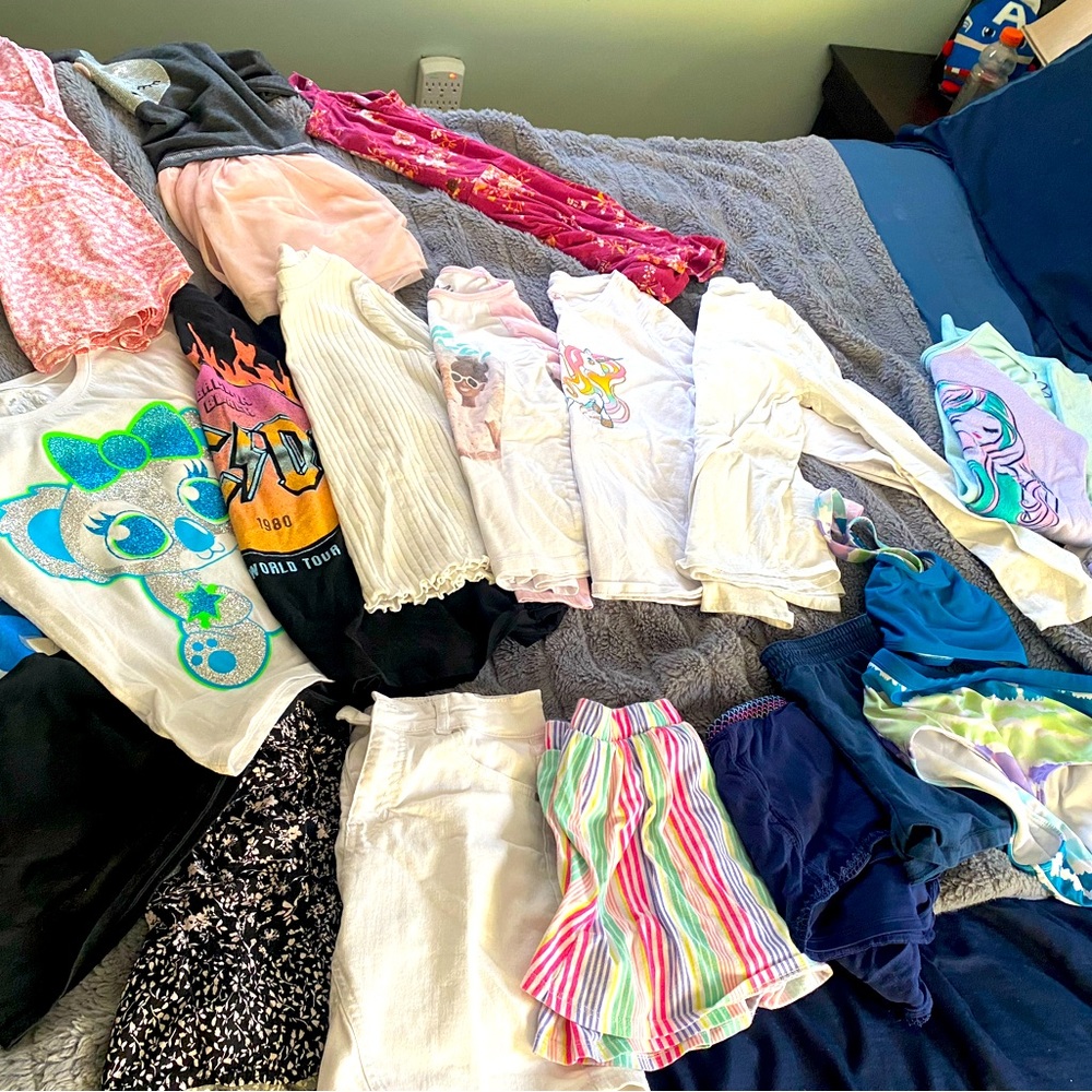 Girls clothing lot size 10/12